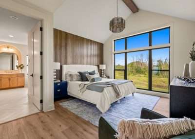 Master Suite with Seating Area